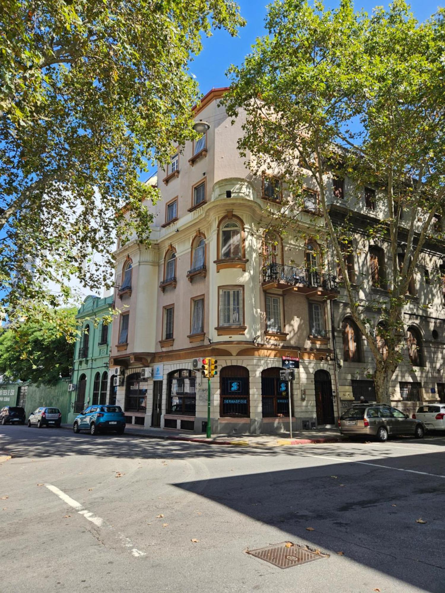 Montevideo Hostel Exterior photo